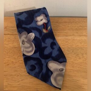Jimmy V The V Foundation 100% Silk Tie Made in the USA By Stonehenge Blue Fl…